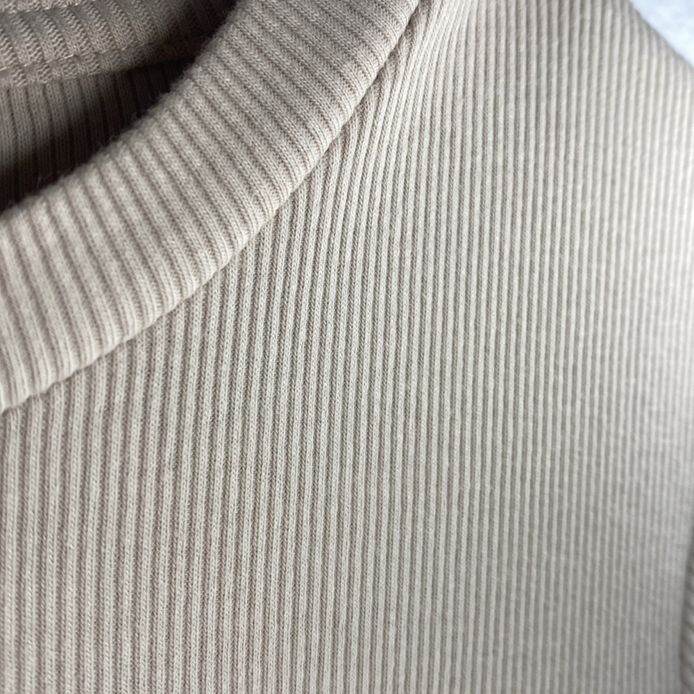Zara Classy Ribbed Cream Dress - Picture 2 of 3